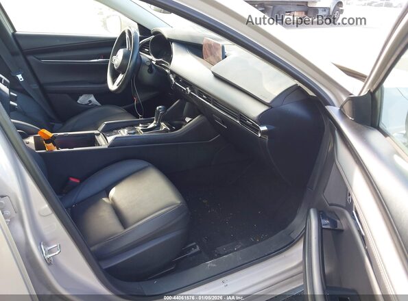 3MZBPACM3PM354768 2023 MAZDA 3 Silver Vista interior delantera