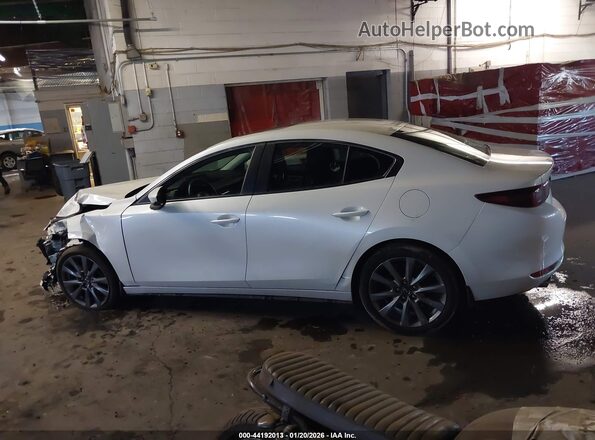 3MZBPACM8RM400758 2024 MAZDA 3 Белый Панорамный вид салона 360°