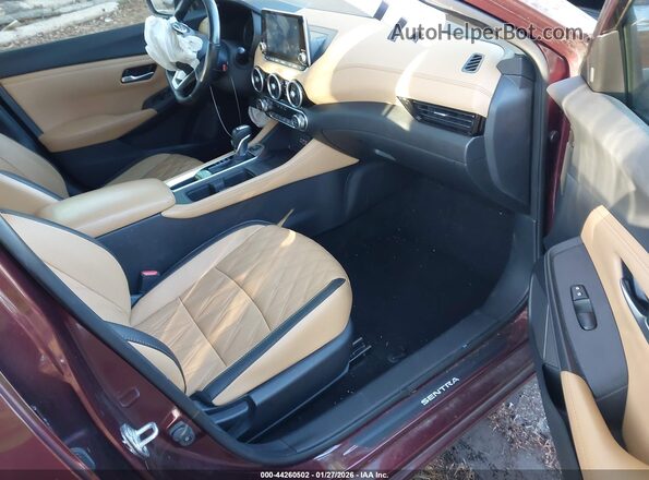 3N1AB8CV0NY210604 2022 NISSAN SENTRA Красный Вид салона спереди