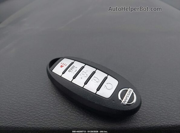 3N1AB8CV4LY270057 2020 NISSAN SENTRA Белый Вид панели приборов