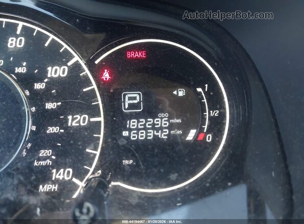 3N1CE2CP5JL352940 2018 NISSAN VERSA NOTE Серебряный 