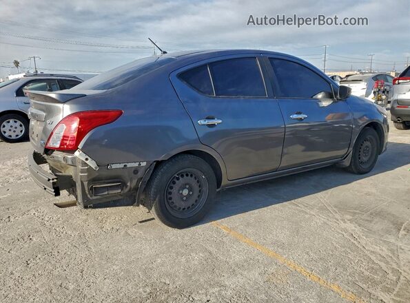 3N1CN7AP2GL890228 2016 NISSAN VERSA Серый Задняя правая четверть