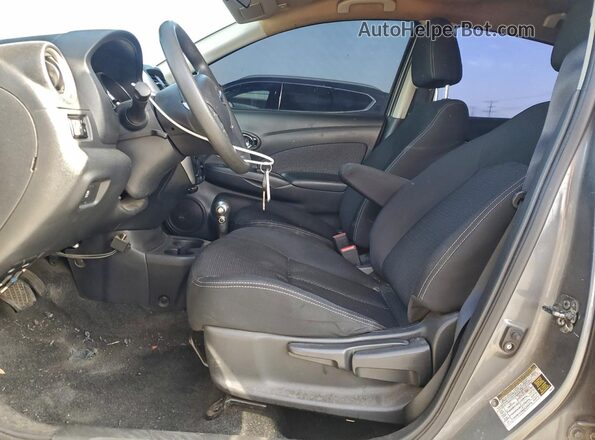 3N1CN7AP2GL890228 2016 NISSAN VERSA Серый Вид салона спереди
