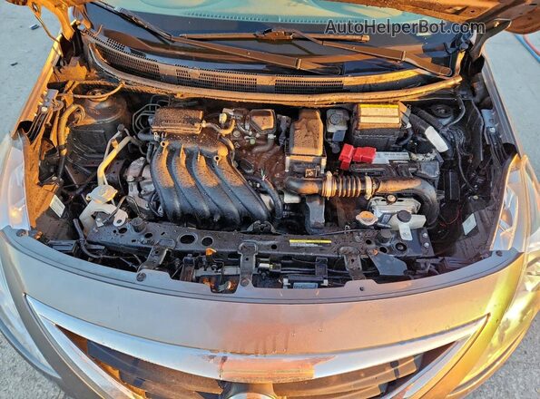 3N1CN7AP4GL831259 2016 NISSAN VERSA Серый Вид задней части салона