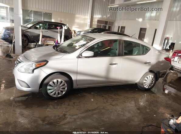 3N1CN7AP5KL843901 2019 NISSAN VERSA Серебряный Панорамный вид салона 360°