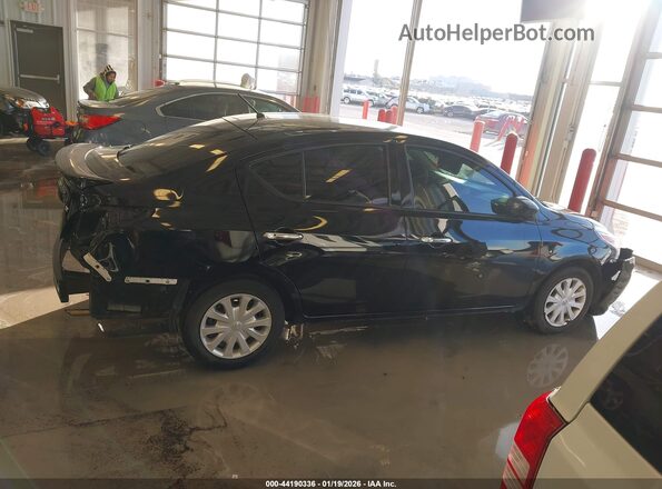 3N1CN7AP5KL862805 2019 NISSAN VERSA Черный Вид задней части салона