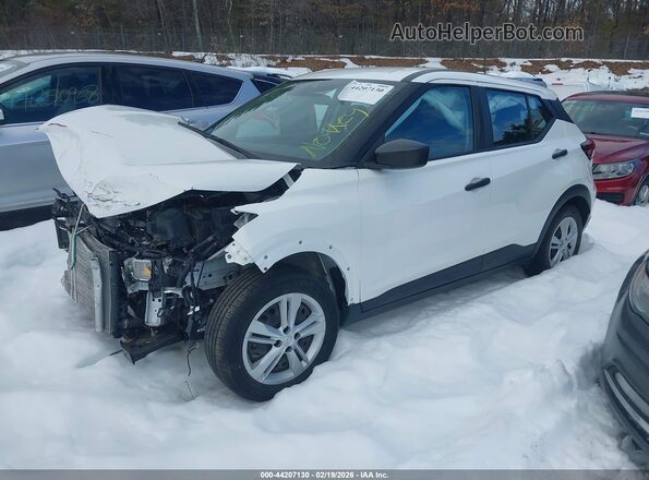 3N1CP5BV2NL503752 2022 NISSAN KICKS Белый Передняя левая четверть