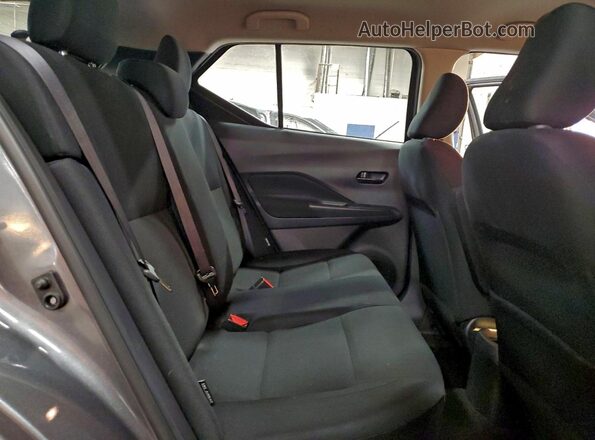 3N1CP5BV5RL549856 2024 NISSAN KICKS Gray Widok wnętrza z tyłu