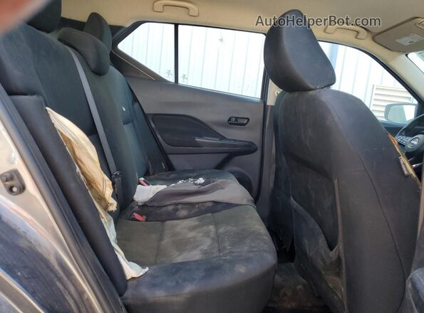 3N1CP5BV8RL494755 2024 NISSAN KICKS Gray Սալոնի հետևի տեսք