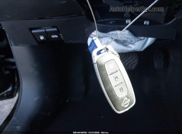 3N1CP5BV8SL499752 2025 NISSAN KICKS PLAY Черный Вид панели приборов