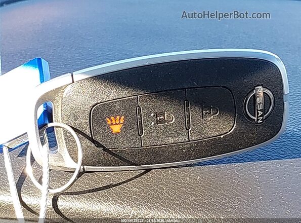 3N1CP5BVXSL477218 2025 NISSAN KICKS PLAY Серый Вид панели приборов