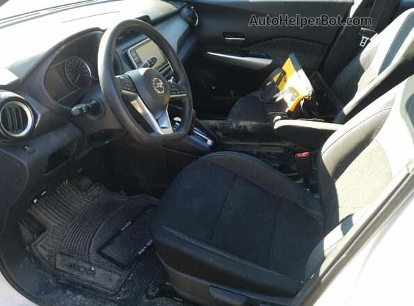 3N1CP5CU6KL526713 2019 NISSAN KICKS White Front interior view