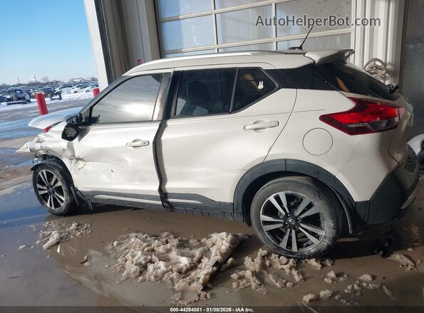 3N1CP5CU9KL493318 2019 NISSAN KICKS Белый 