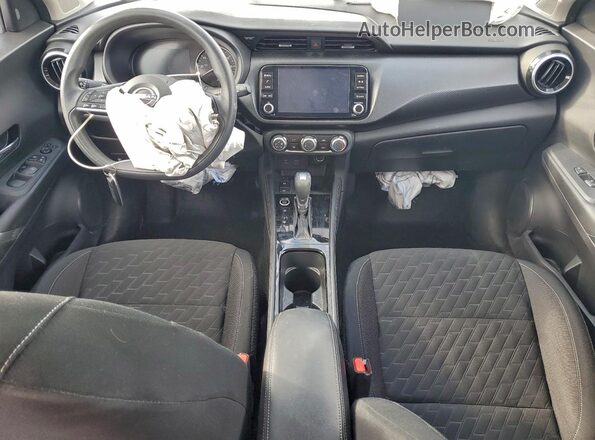 3N1CP5CV4RL509542 2024 NISSAN KICKS Red Widok deski rozdzielczej