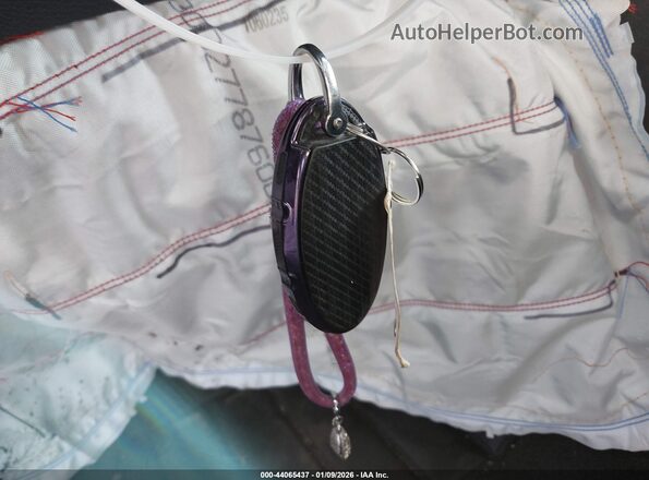 3N1CP5CVXNL516490 2022 NISSAN KICKS Красный Вид панели приборов
