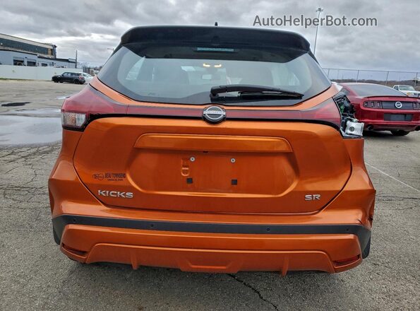 3N1CP5DV3RL561484 2024 NISSAN KICKS Оранжевый Вид сзади
