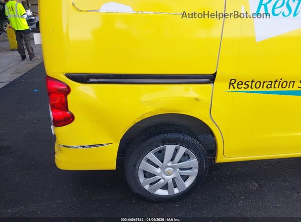 3N63M0YN7JK691553 2018 CHEVROLET CITY EXPRESS Yellow 