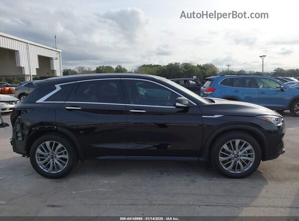 3PCAJ5BA3PF122190 2023 INFINITI QX50 Черный Панорамный вид салона 360°
