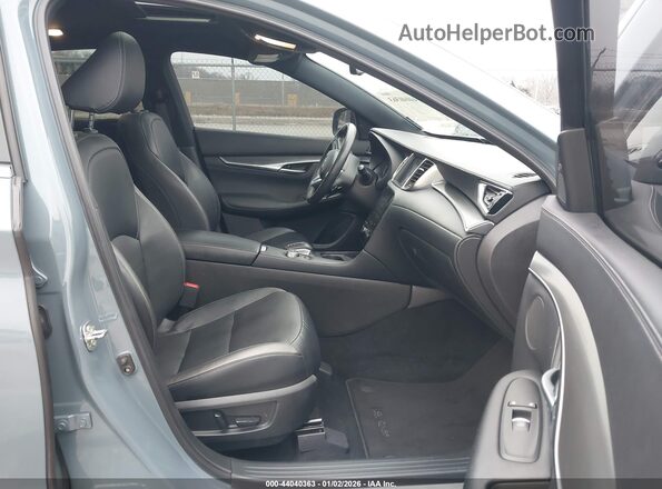 3PCAJ5JR9RF108871 2024 INFINITI QX55 Light Blue Вид салона спереди