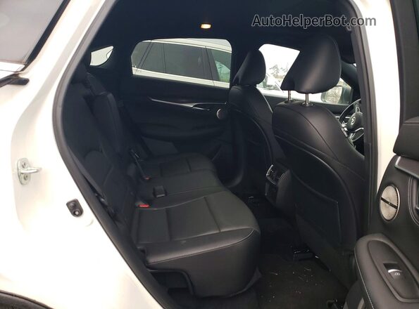 3PCAJ5KR6PF102019 2023 INFINITI QX55 White Vista interior trasera
