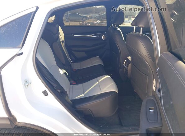 3PCAJ5LR5PF119716 2023 INFINITI QX55 White VIN կոդի պիտակի տեսք