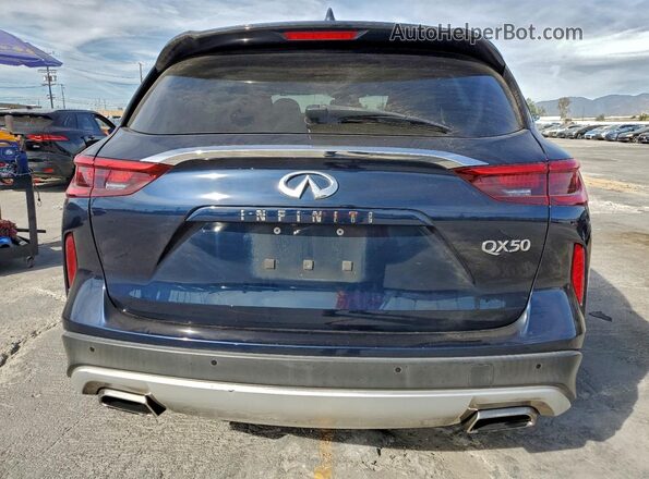 3PCAJ5M12KF103846 2019 INFINITI QX50 Blue Widok z tyłu