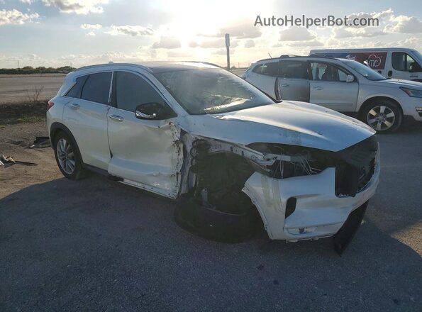3PCAJ5M13LF109821 2020 INFINITI QX50 White Vista frontal