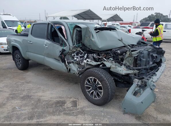 3TMBZ5DN8NM033799 2022 TOYOTA TACOMA Gray Передня права чверть