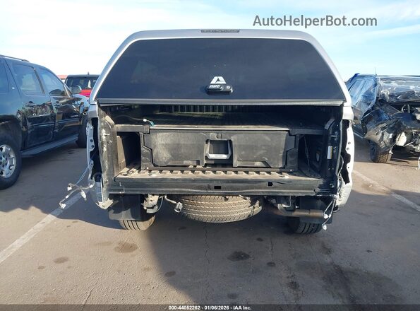 3TMDZ5BN5LM092253 2020 TOYOTA TACOMA 4WD Silver Вид спереду