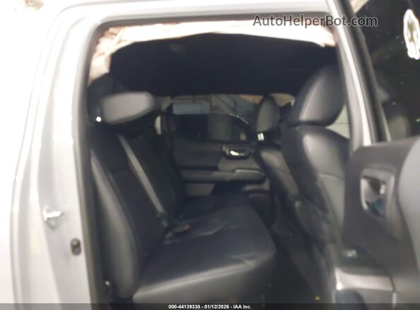 3TMDZ5BN9LM086472 2020 TOYOTA TACOMA 4WD Gray VIN կոդի պիտակի տեսք