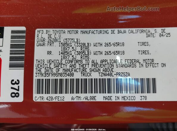 3TMKB5FN9SM035400 2025 TOYOTA TACOMA Orange Вид підкапотного простору