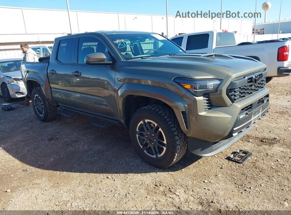 3TMLB5JN0SM169305 2025 TOYOTA TACOMA Зеленый Передняя правая четверть