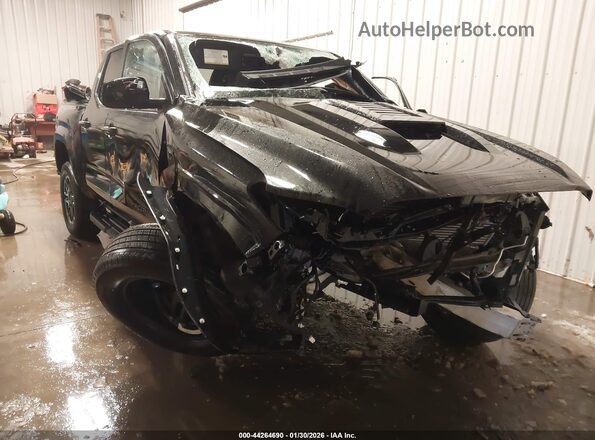3TMLB5JN5RM034184 2024 TOYOTA TACOMA Black Przód prawy