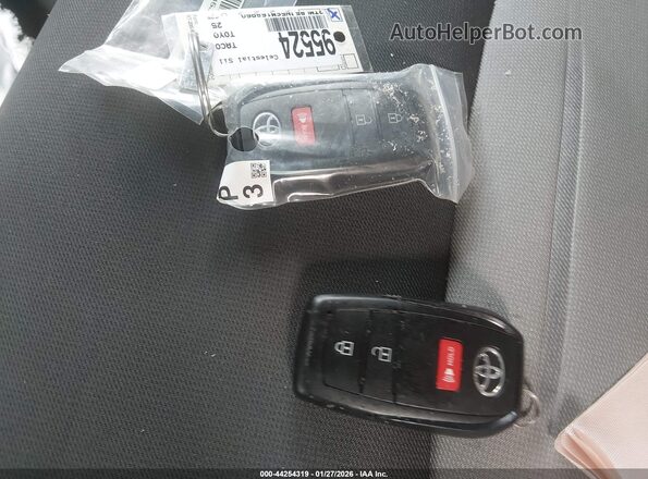 3TMLB5JN5SM168960 2025 TOYOTA TACOMA Silver Dashboard view