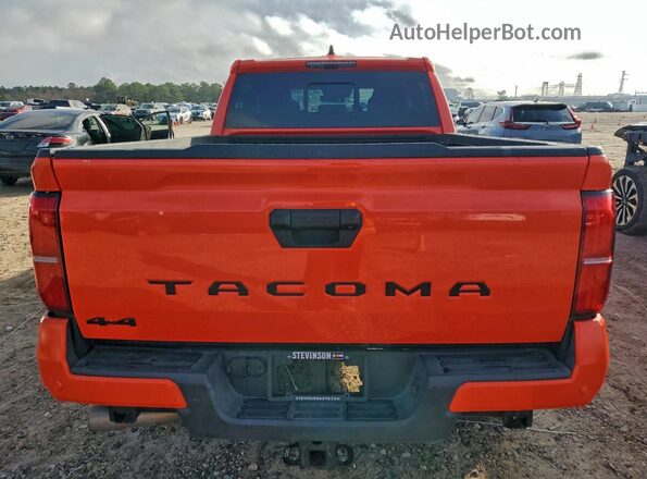 3TYLB5JN2RT009473 2024 TOYOTA LE Orange Vista trasera