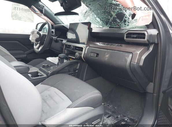 3TYLC5LN0ST025798 2025 TOYOTA TACOMA HYBRID Gray Widok wnętrza z przodu
