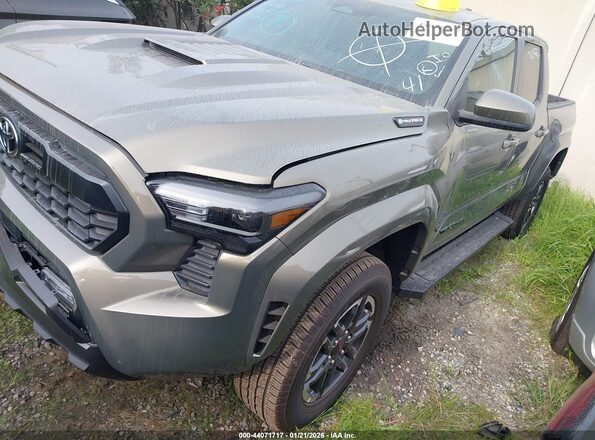 3TYLC5LN1ST018889 2025 TOYOTA TACOMA HYBRID Green Vista tres cuartos delantera izquierda