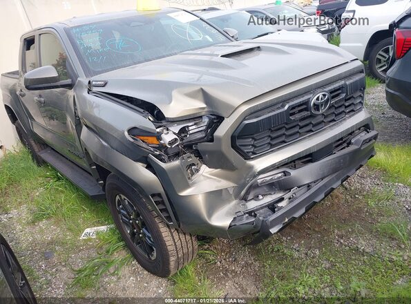 3TYLC5LN1ST018889 2025 TOYOTA TACOMA HYBRID Green Delantero derecho