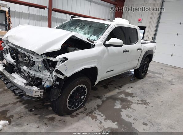 3TYLC5LN1ST028824 2025 TOYOTA TACOMA HYBRID White Vista tres cuartos delantera izquierda
