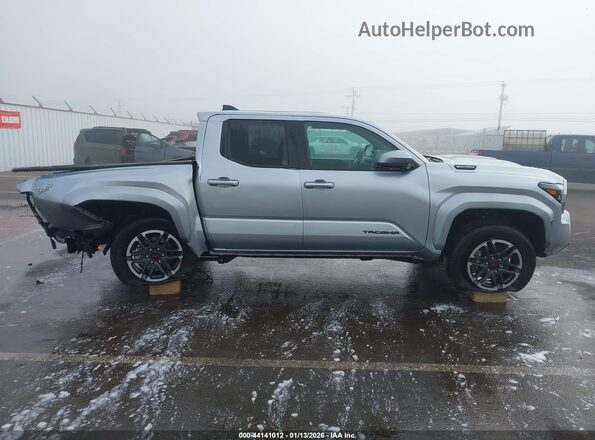 3TYLC5LN6ST025482 2025 TOYOTA TACOMA HYBRID Silver Панорамний вид салону 360°