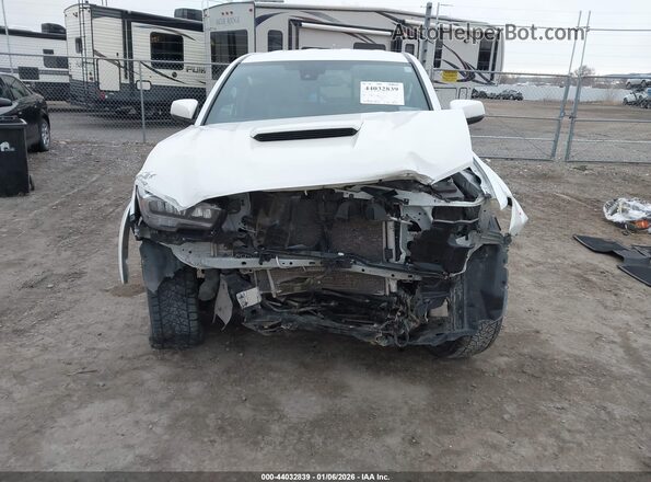 3TYSZ5AN6NT077017 2022 TOYOTA TACOMA White წინა ხედი