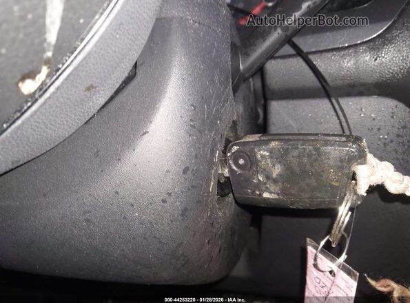 3VV1B7AX3KM018674 2019 VOLKSWAGEN TIGUAN Красный Вид панели приборов
