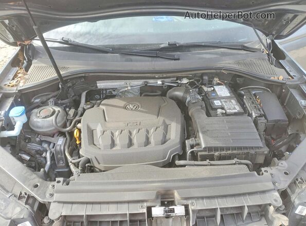 3VV2B7AX4KM143509 2019 VOLKSWAGEN TIGUAN Gray Widok komory silnika