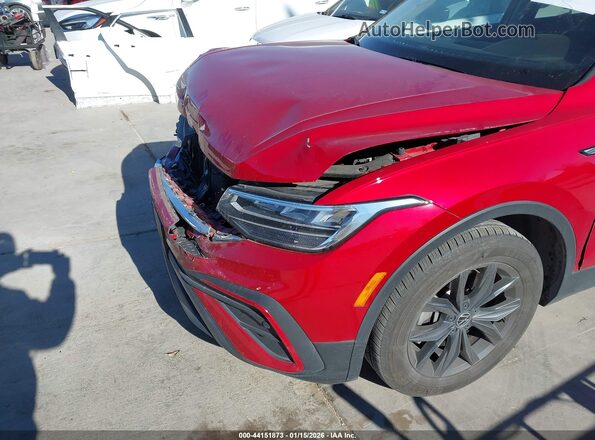 3VV3B7AX2PM121813 2023 VOLKSWAGEN TIGUAN Red Вид спереду