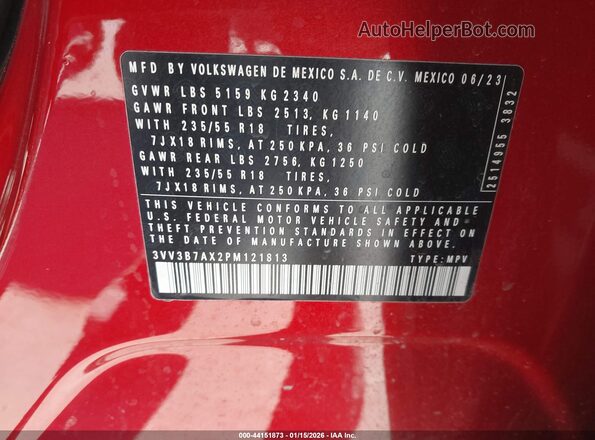 3VV3B7AX2PM121813 2023 VOLKSWAGEN TIGUAN Red Вид підкапотного простору