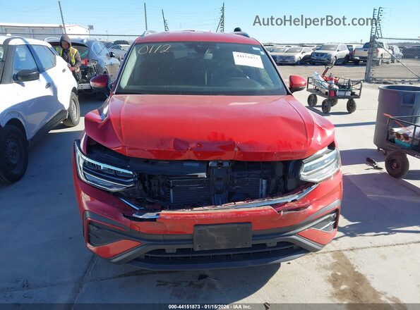 3VV3B7AX2PM121813 2023 VOLKSWAGEN TIGUAN Red Вид задньої частини салону