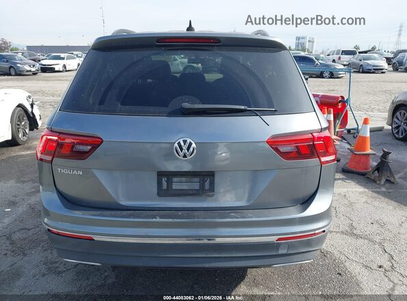 3VV3B7AX9JM065022 2018 VOLKSWAGEN TIGUAN Gray 