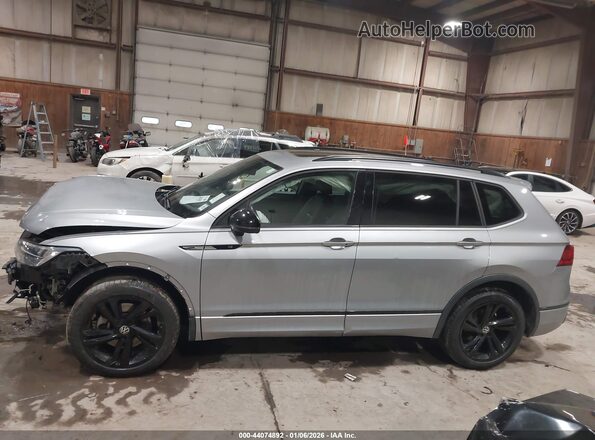 3VV8B7AX9PM130501 2023 VOLKSWAGEN TIGUAN Серый Панорамный вид салона 360°