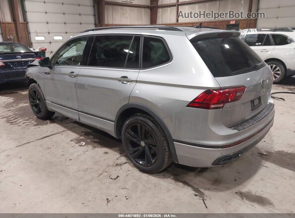 3VV8B7AX9PM130501 2023 VOLKSWAGEN TIGUAN Серый Задняя левая четверть