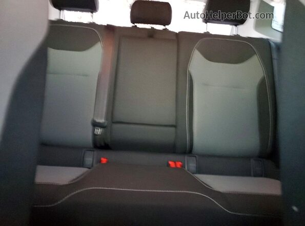 3VV8X7B25RM110334 2024 VOLKSWAGEN TAOS Black Widok tylnych siedzeń